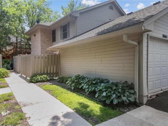 Townhouse for sale in Hennepin, Minnesota