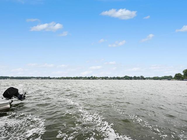 House for sale in Keego Harbor, Michigan