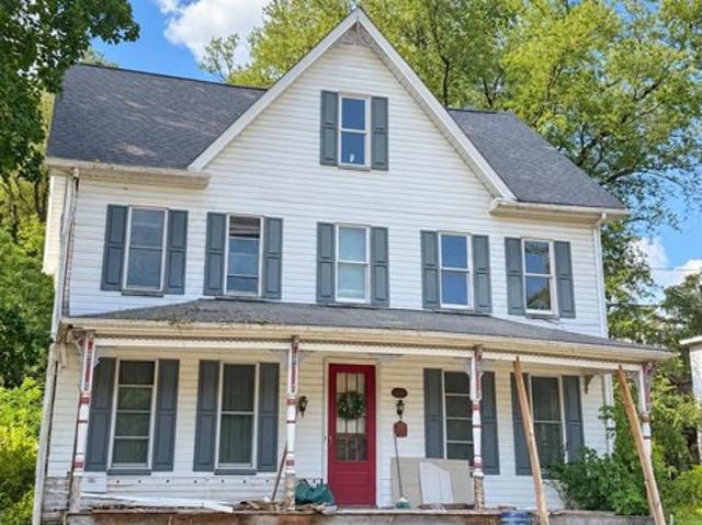 House for sale in Warriors Mark, Warriors Mark Township