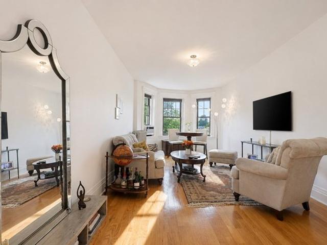 Condo for sale in Boston, Suffolk County