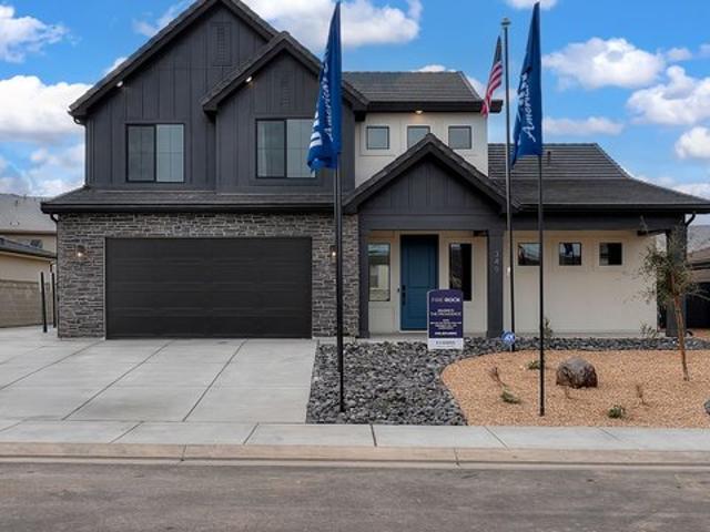 House for sale in Washington, Utah