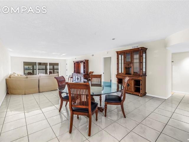 Condo for sale in South Pasadena, Florida