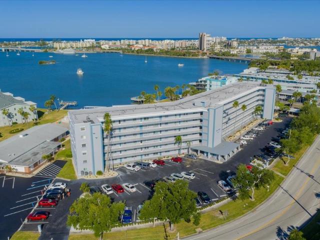 Condo for sale in South Pasadena, Florida