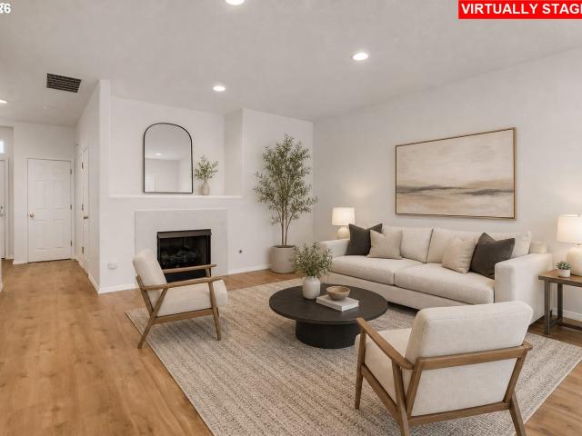 Townhouse for sale in Oregonia