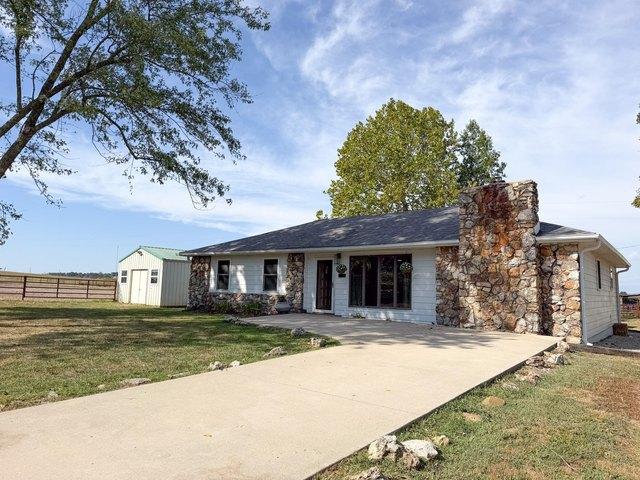 House for sale in Mountain Grove, Missouri