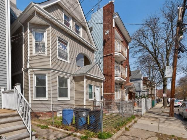 Property for rent in Newark, New Jersey