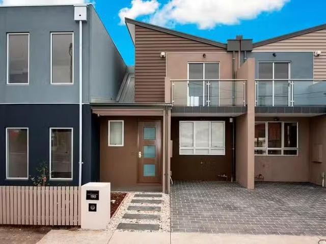 House for rent in Seddon, Victoria