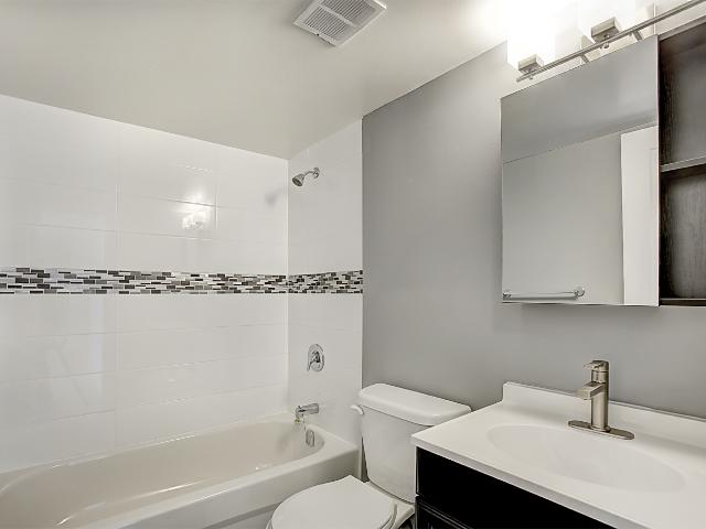 Apartment for rent in Georgina, Ontario
