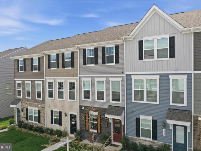 Townhouse for sale in Kearneysville, West Virginia