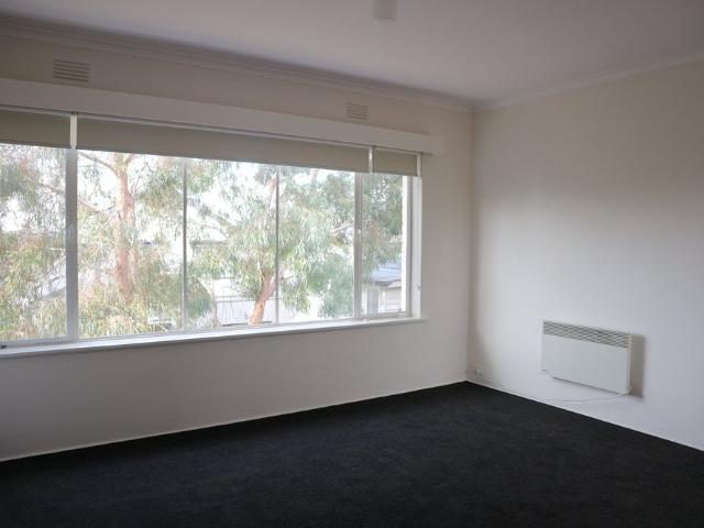 Apartment for rent in Thornbury, Melbourne