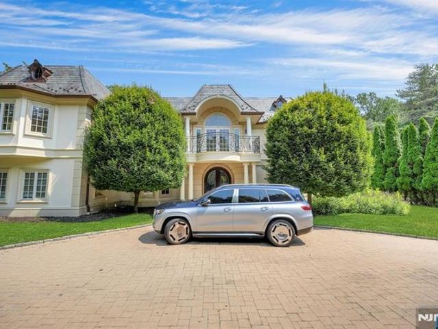 House for sale in Cresskill, New Jersey