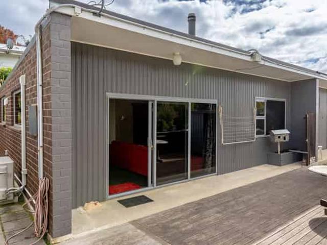 House for rent in Otakou