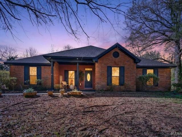 House for sale in Elmore, Alabama