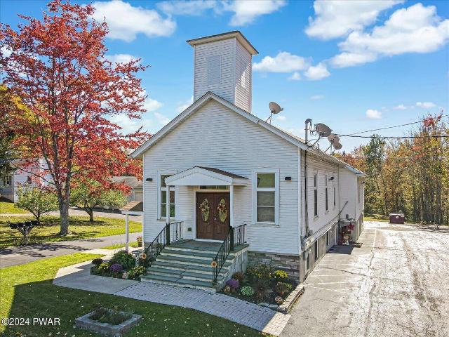 House for sale in Hamlin, Pennsylvania