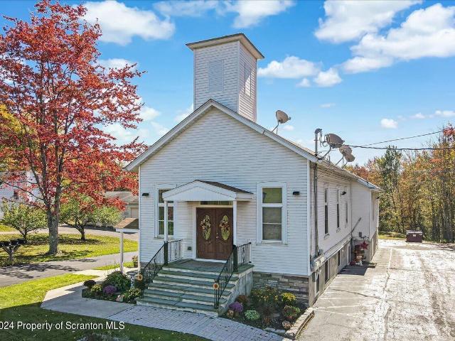 House for sale in Hamlin, Pennsylvania