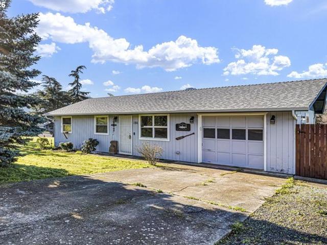 House for sale in Oregonia