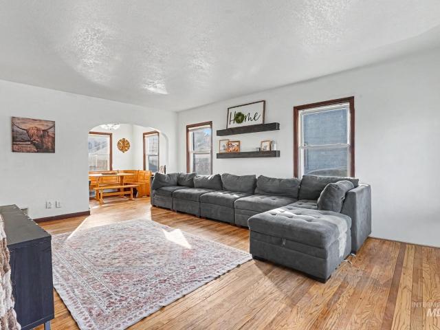 House for sale in Ontario, Malheur County