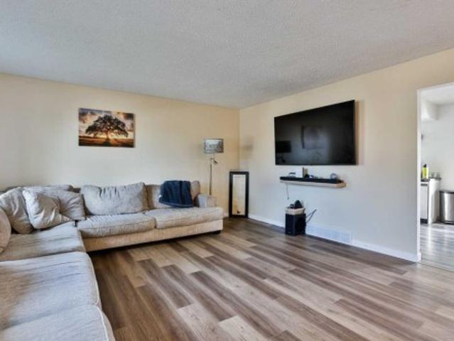 House for sale in Varsity Village, Lethbridge