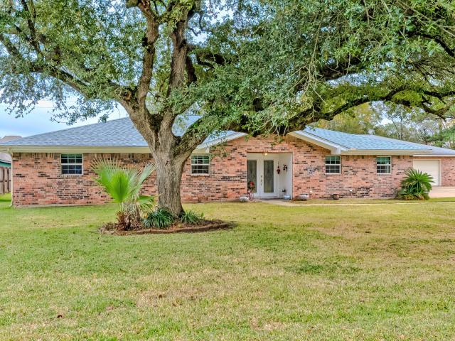 House for sale in Bridge City, Texas