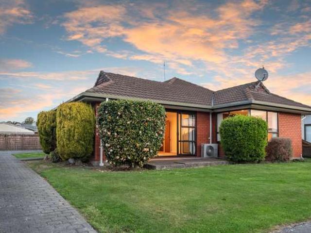 House for sale in Bishopdale, Fendalton-Waimari-Harewood Community