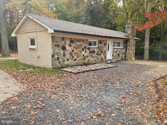 House for sale in Newport, New Jersey