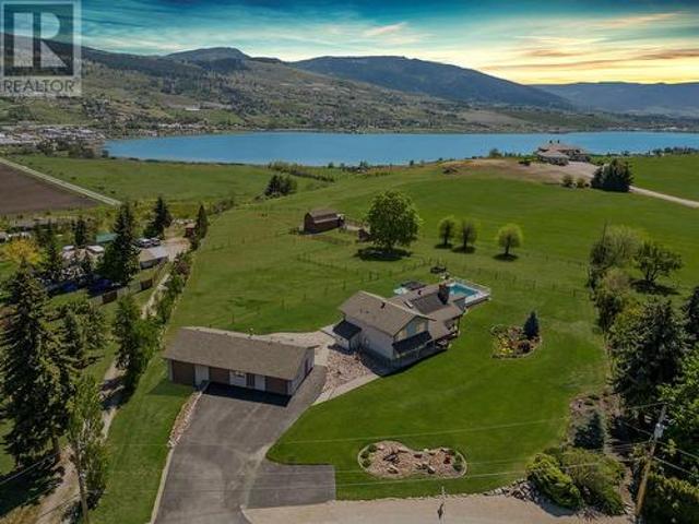 House for sale in Spallumcheen