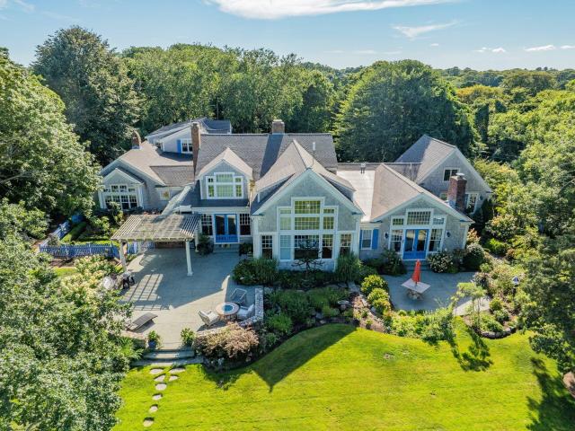 House for sale in Barnstable