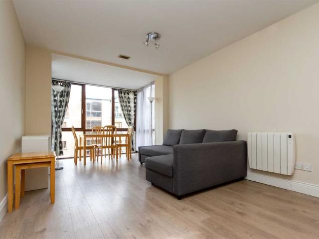 Apartment to rent in Bluebell, North Tipperary