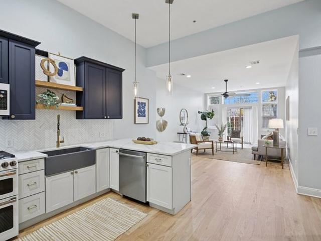 Condo for sale in Bloomfield, New Jersey