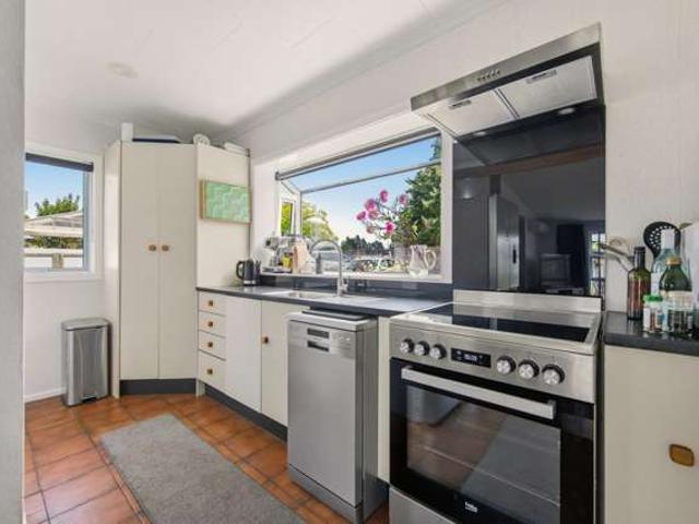 Apartment for sale in Alexandra, Vincent Community