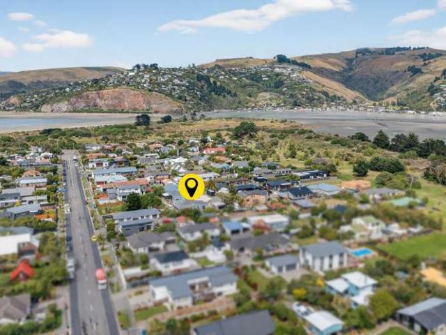 House for sale in Chaslands, Canterbury