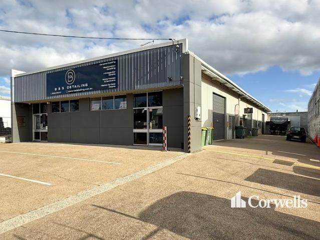 Warehouse for rent in Toombul, Queensland