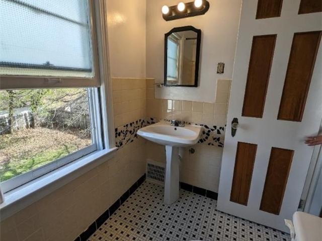 House for sale in Cleveland
