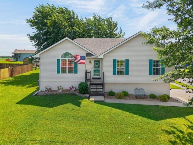 House for sale in Smithville, Missouri