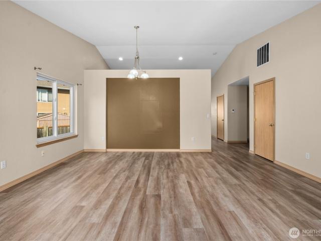 House for sale in Spanaway, Pierce County