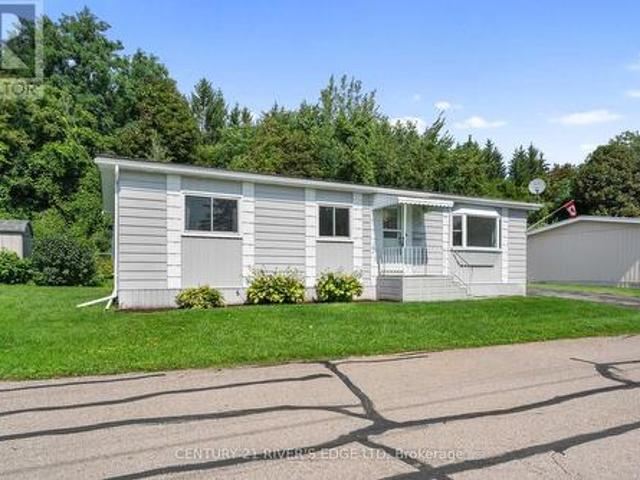 House for sale in Brockville, Ontario