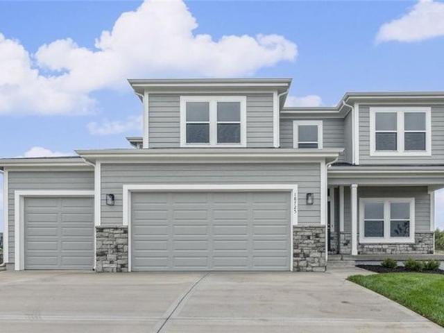 House for sale in Spring Hill, Johnson County