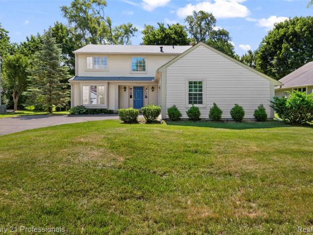 House for sale in Troy, Michigan