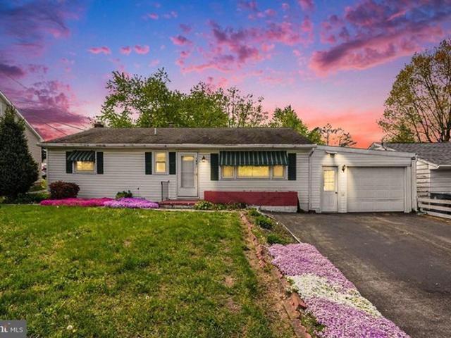 House for sale in Cumberland, Pennsylvania