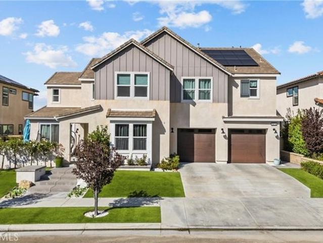 House for sale in Canyon Country, California