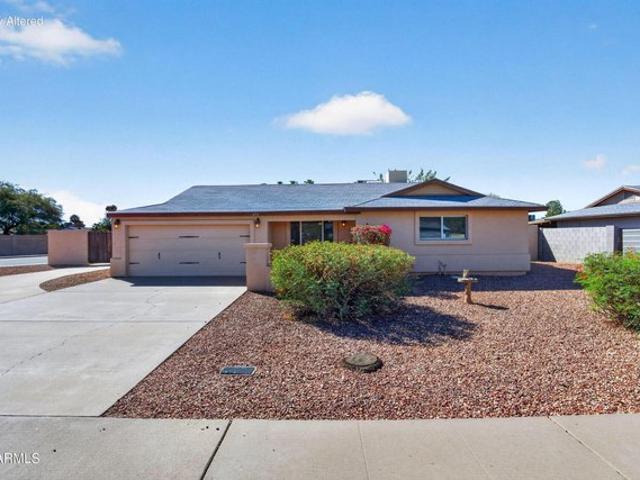 House for sale in The Landings, Tempe