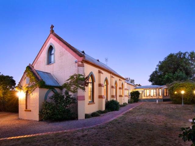 House for sale in Campbells Creek, Victoria
