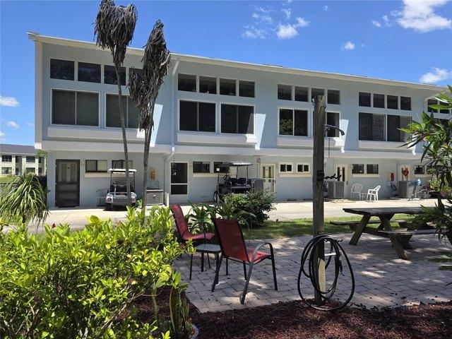 Condo for sale in Lutz, Florida