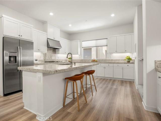 Condo for sale in Anaheim Resort District, Anaheim