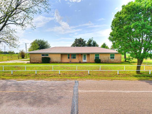 House for sale in Lexington, Oklahoma