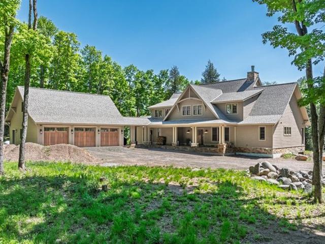 House for sale in Watersmeet, Michigan