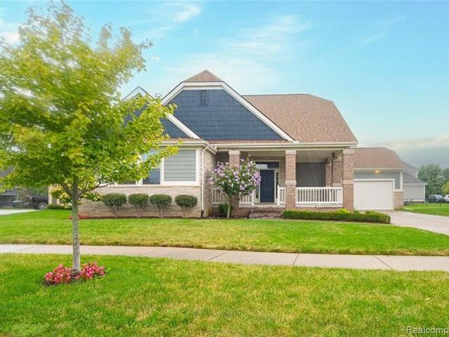 House for sale in Town Center, Macomb Township