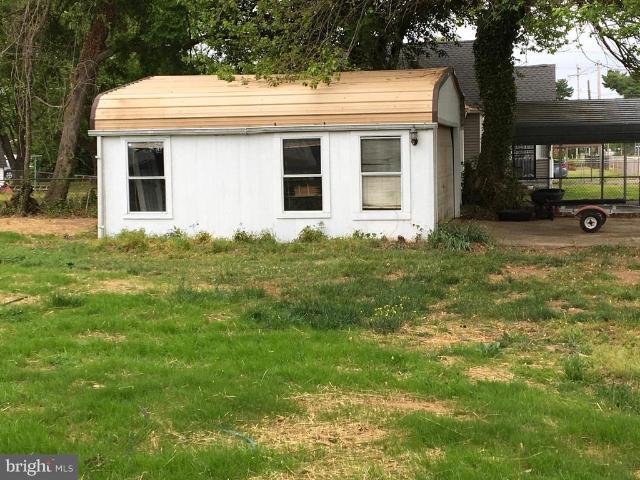 House for sale in Benedict, Maryland