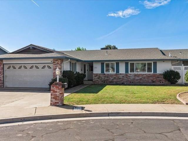 House for sale in Oakdale, California
