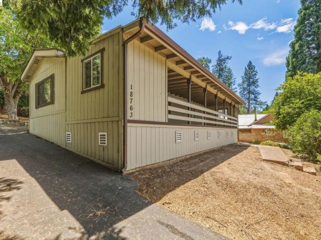 House for sale in Groveland, California